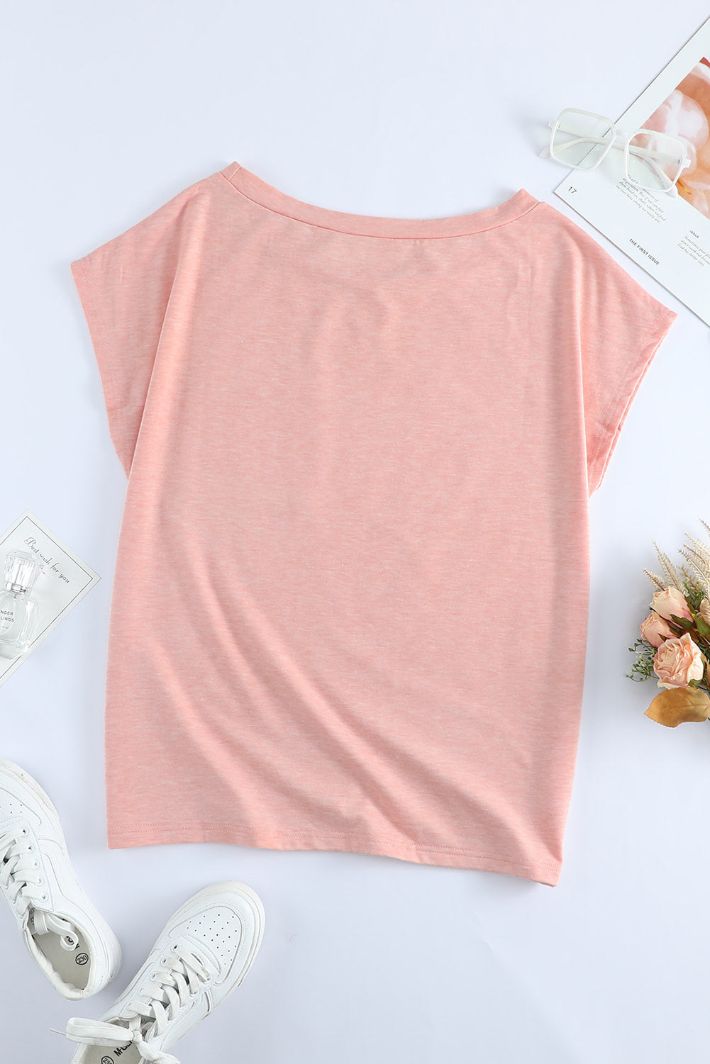 Solid Color Short Sleeve Basic T Shirt with Patch Pocket