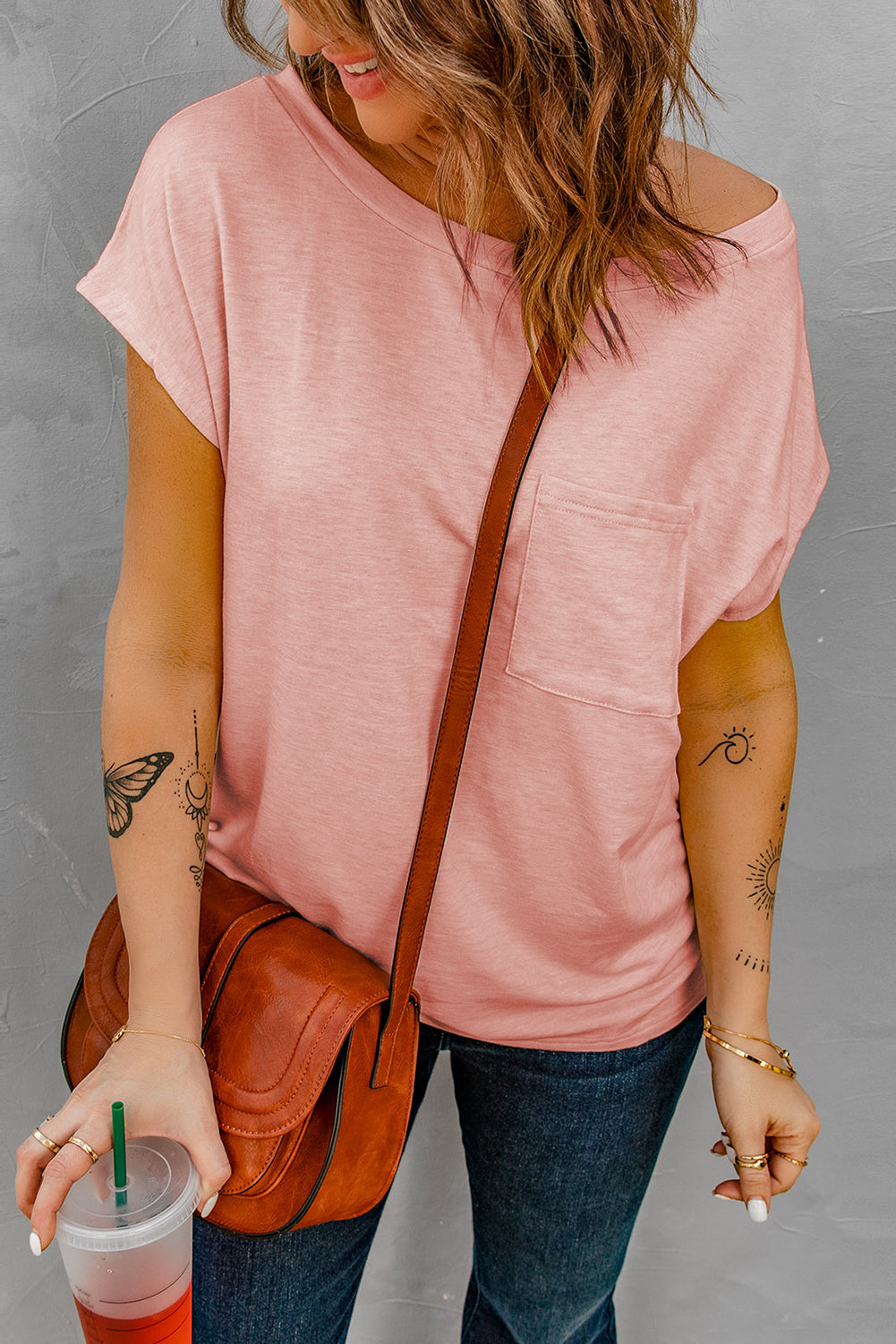Solid Color Short Sleeve Basic T Shirt with Patch Pocket