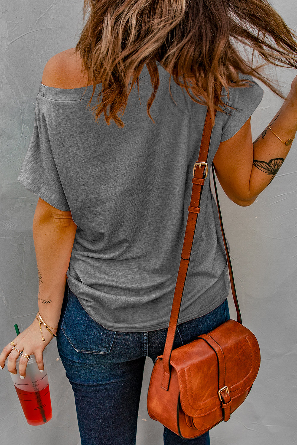 Solid Color Short Sleeve Basic T Shirt with Patch Pocket