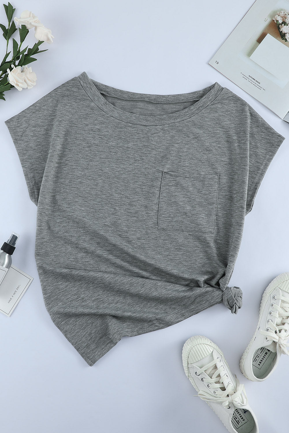 Solid Color Short Sleeve Basic T Shirt with Patch Pocket