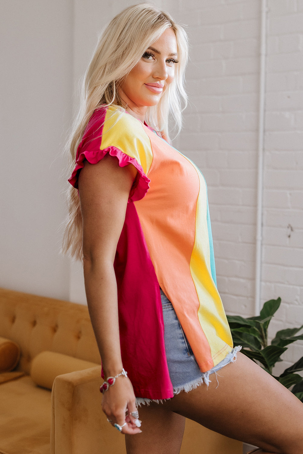 Color Block Ruffled Crew Neck Loose Fit T Shirt