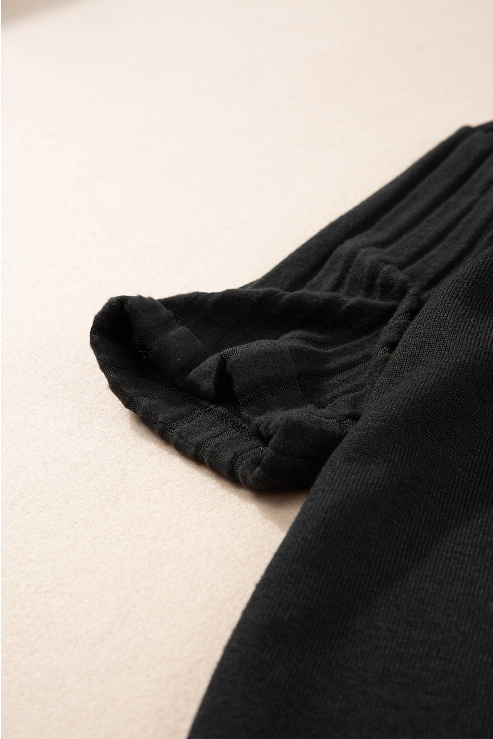 Gray Ribbed Splicing Sleeve Round Neck T-shirt