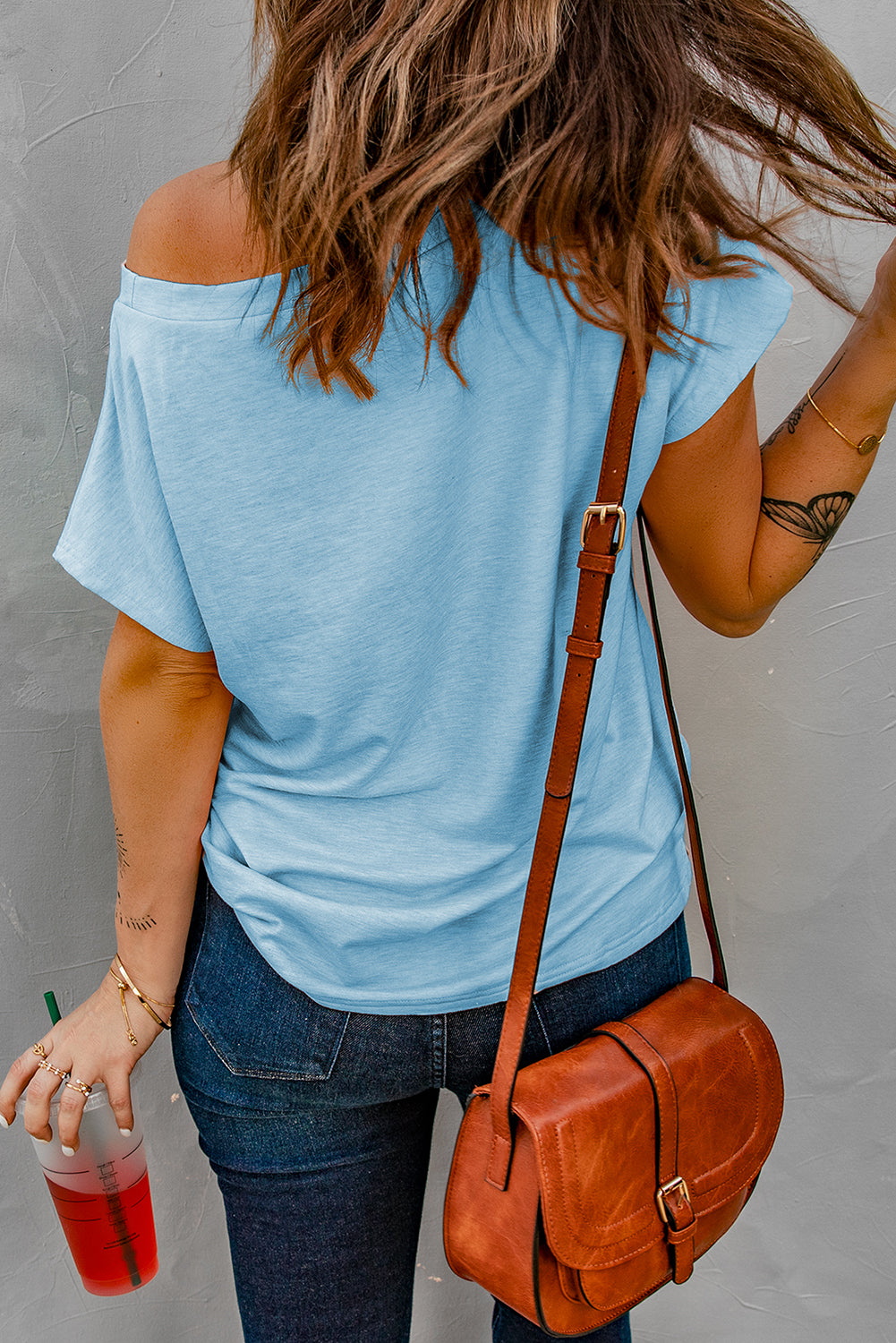 Solid Color Short Sleeve Basic T Shirt with Patch Pocket