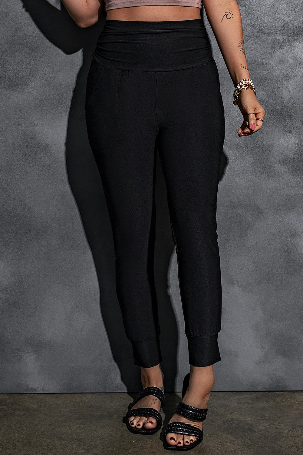 High Waist Pleated Pocket Leggings